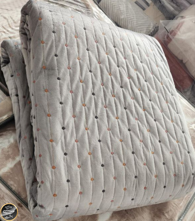 روتختی دونفره پنبه دوزی مخمل ترک (سه تکه - طوسی)روتختی دونفره پنبه دوزی مخمل ترک (سه تکه - طوسی)