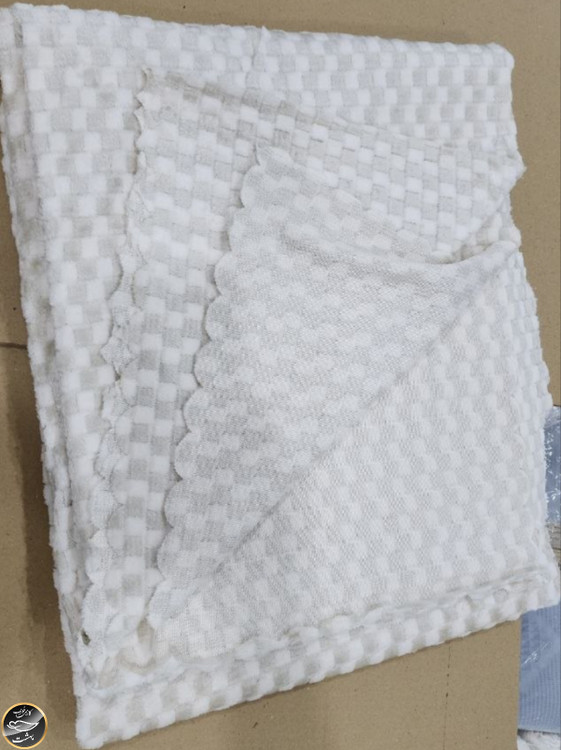 رومبلی دونفره مخمل (رنگ کرم - 180x220 سانتی متر)