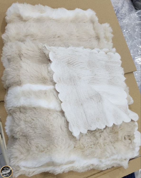 رومبلی خز دار (رنگ کرم - 170x220 سانتی متر)